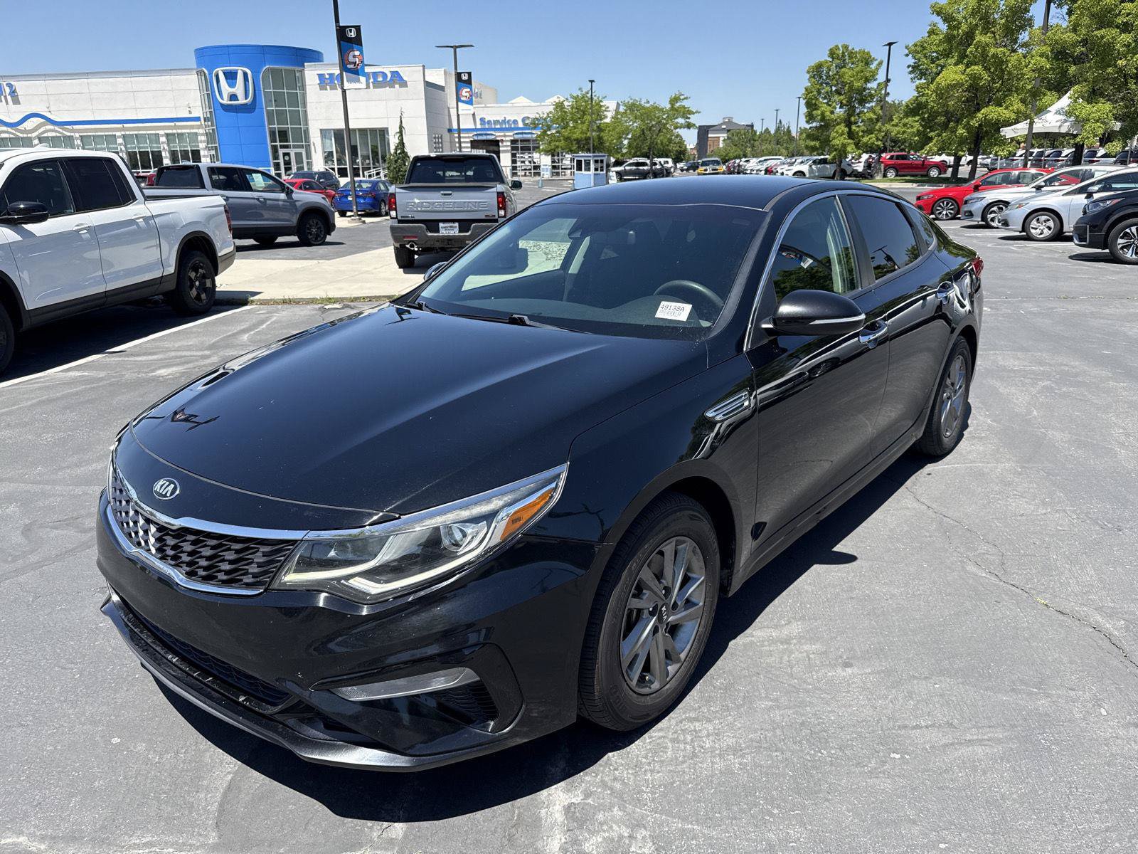 Used 2019 Kia Optima LX FWD image 2