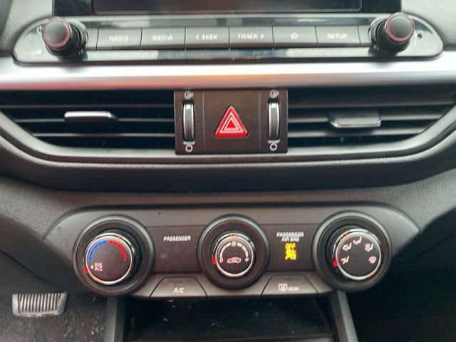 Used 2022 Kia Forte LXS w/ LXS Technology Package image 26