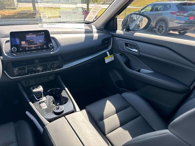 New 2026 Nissan Rogue Dark Armor image 19