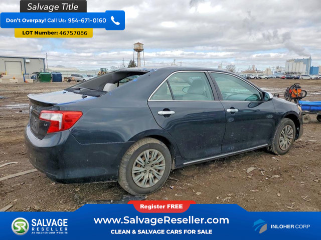 Used 2012 Toyota Camry LE image 3