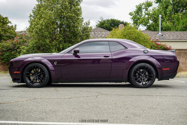 Used 2020 Dodge Challenger SRT Hellcat RWD image 3