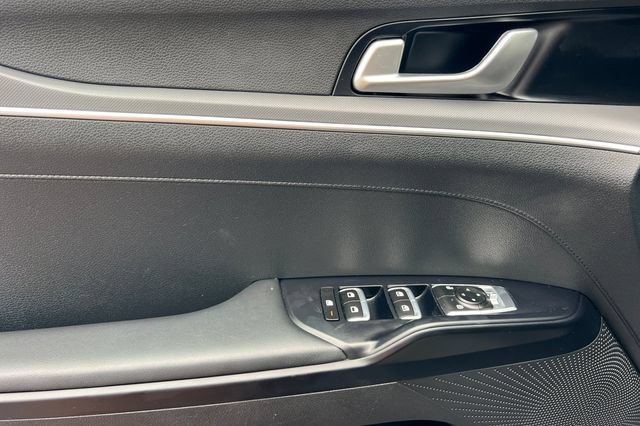Used 2022 Kia K5 GT-Line FWD image 11