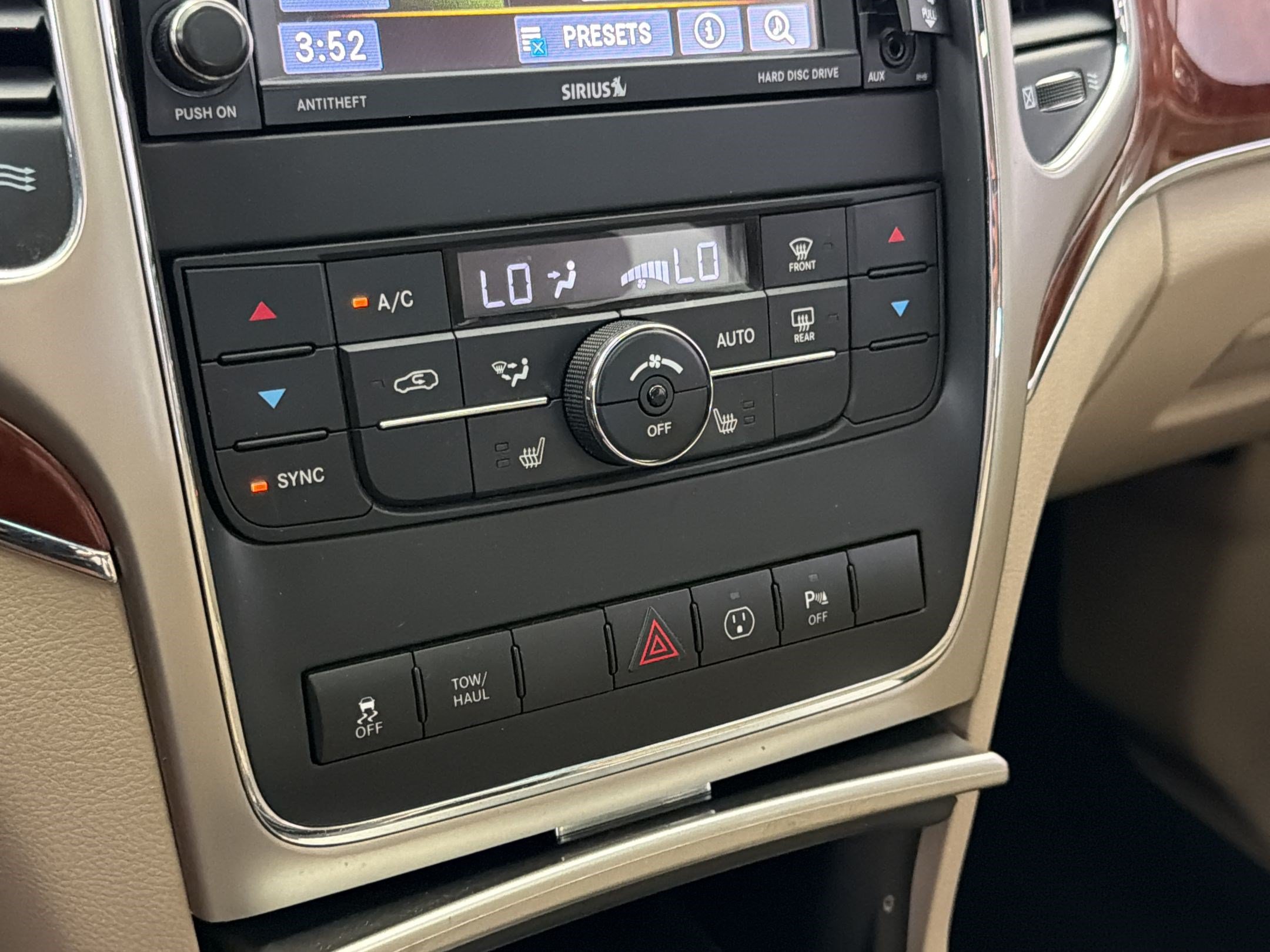 Used 2013 Jeep Grand Cherokee Limited AWD/4WD image 19