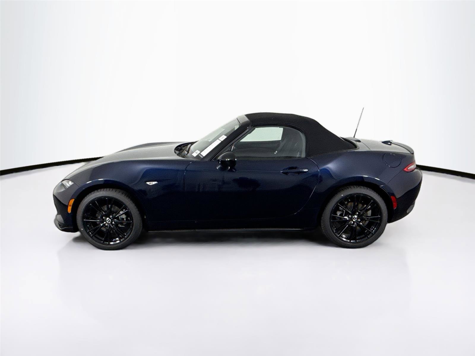 New 2026 MAZDA MX-5 Miata Club w/ Interior Package RWD image 9