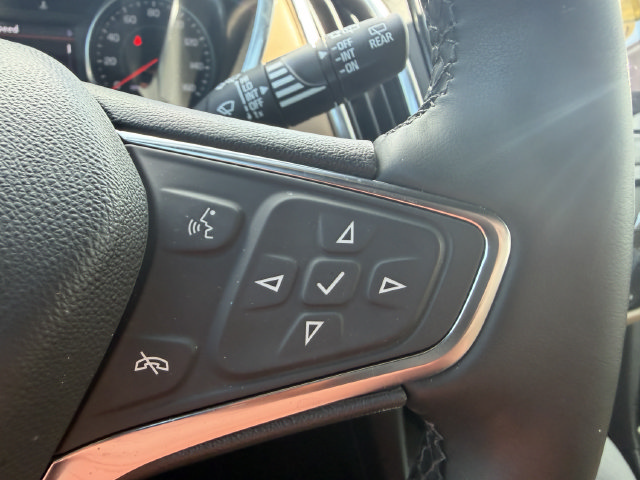 Used 2024 Chevrolet Equinox Premier FWD image 30