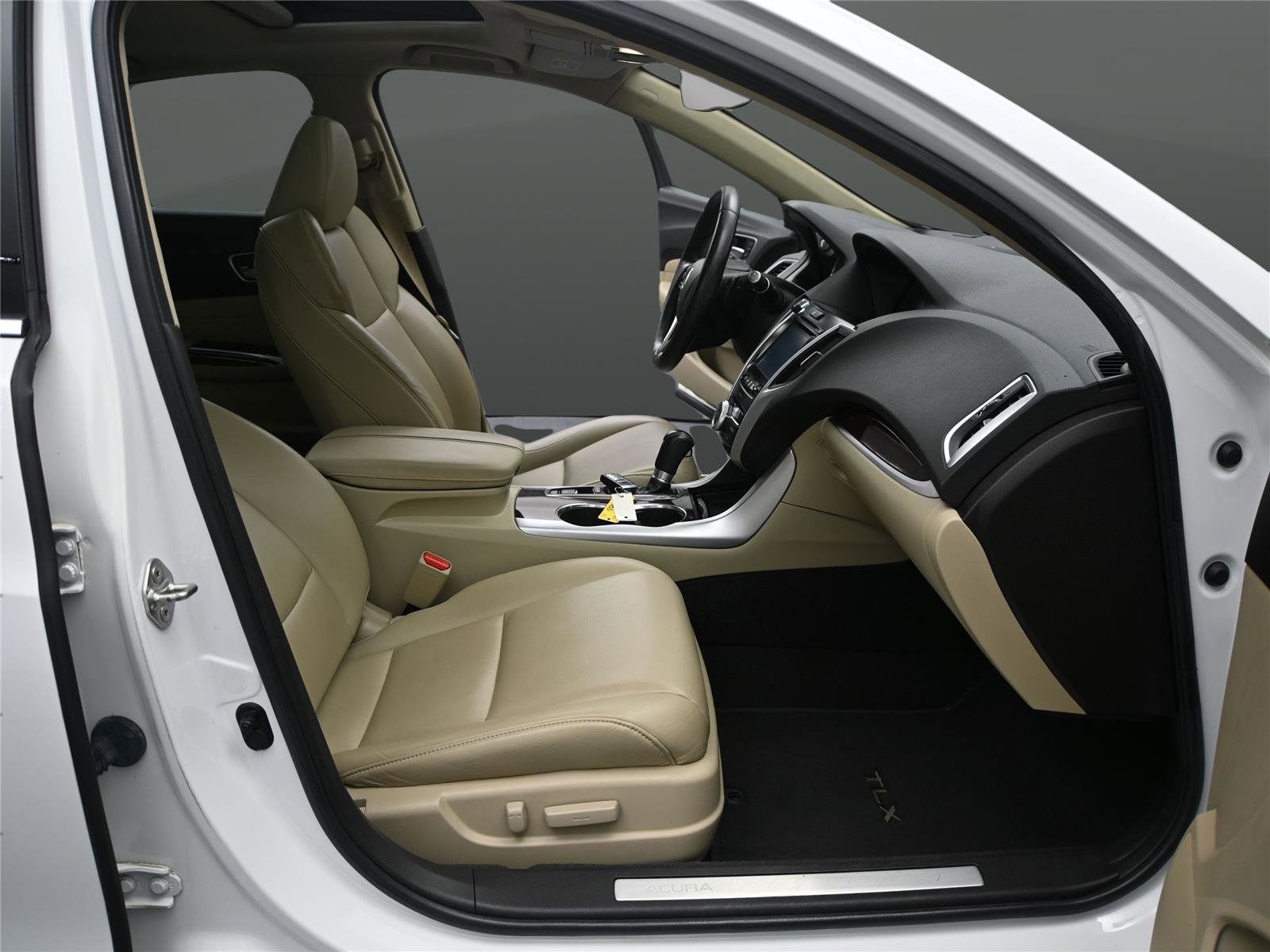Used 2019 Acura TLX FWD image 19
