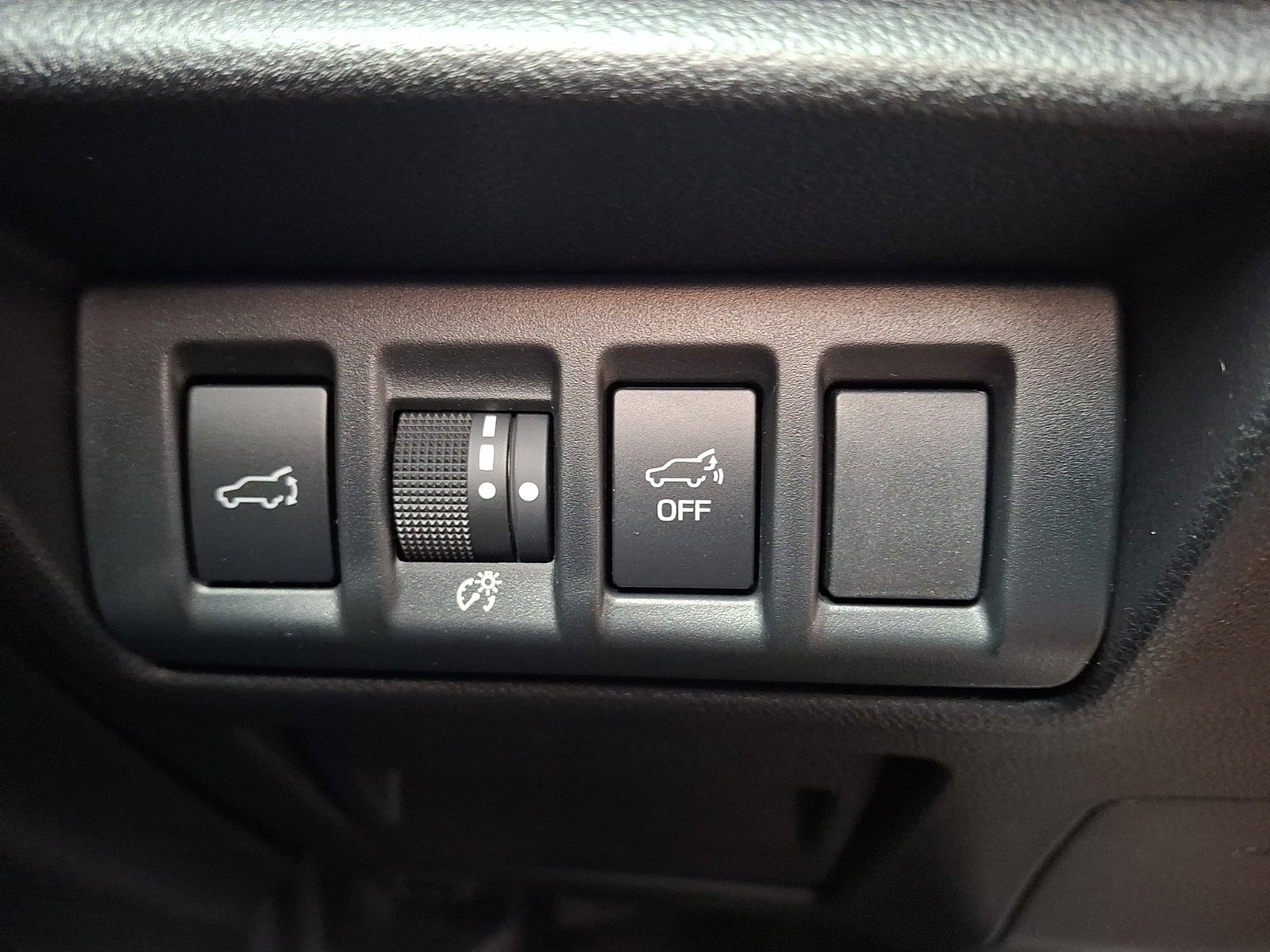 Certified 2025 Subaru Outback Limited AWD/4WD image 22
