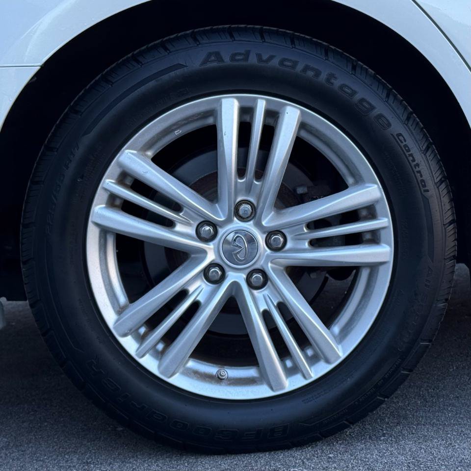 Used 2010 INFINITI G37 x Sedan w/ Premium Pkg AWD/4WD image 27