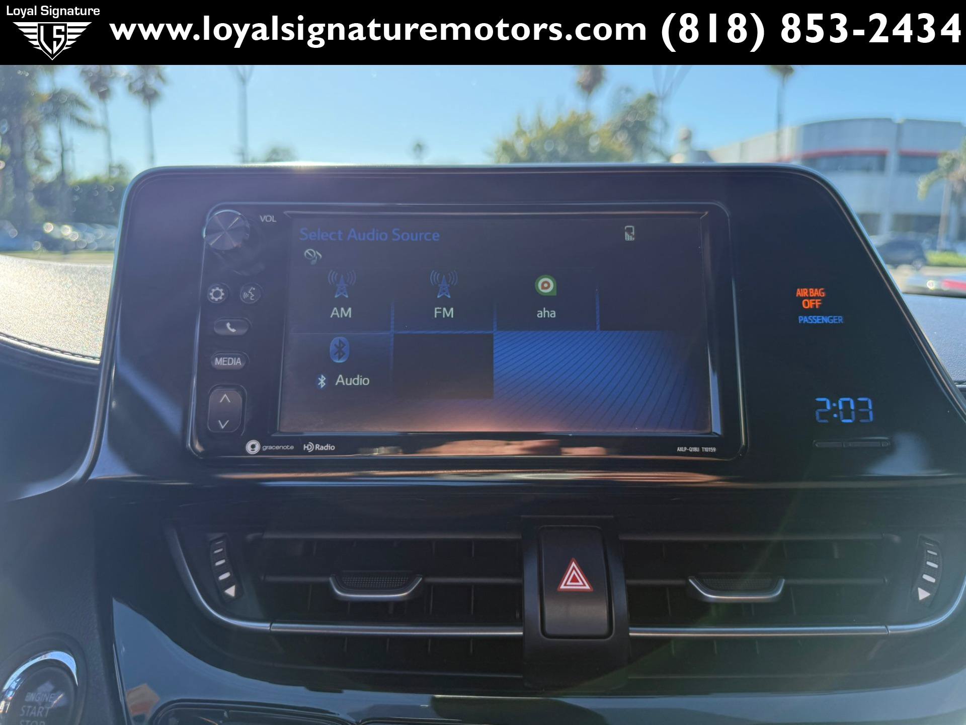 Used 2018 Toyota C-HR XLE FWD image 22