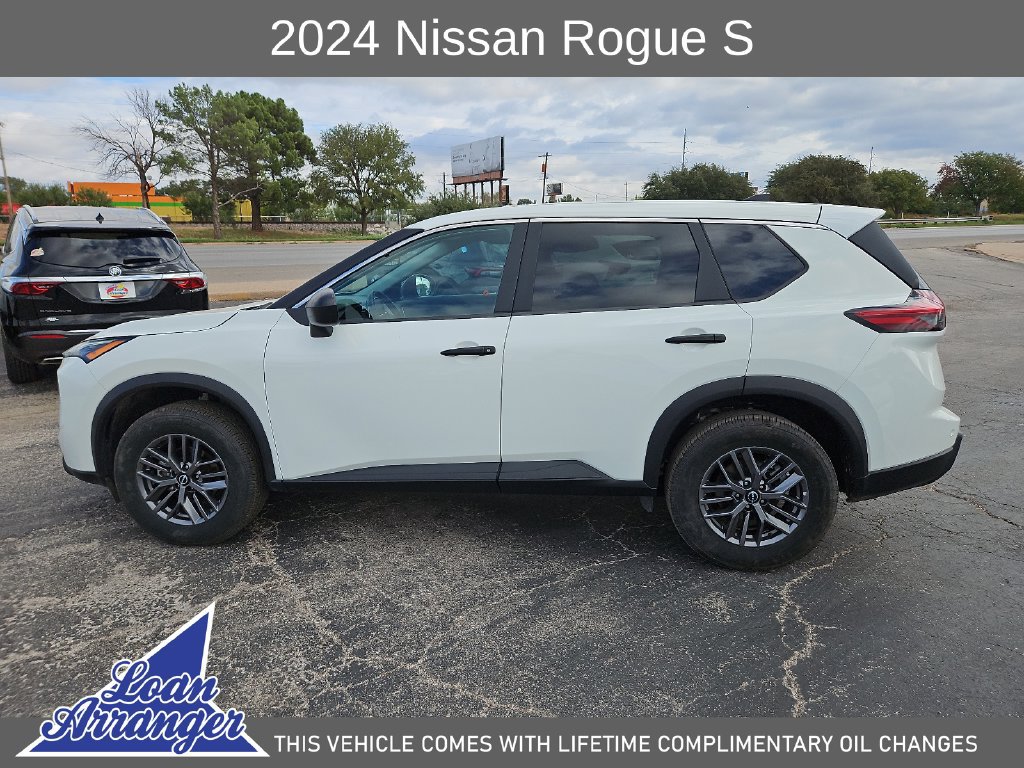 Used 2024 Nissan Rogue S FWD image 7
