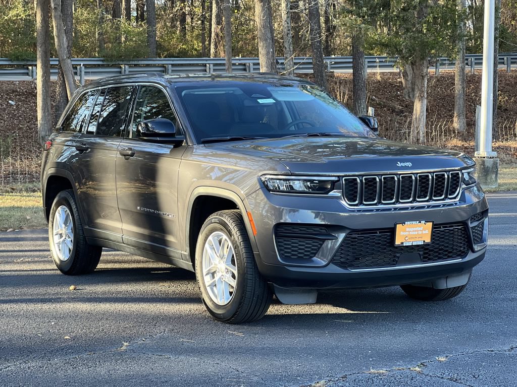 Used 2023 Jeep Grand Cherokee Laredo