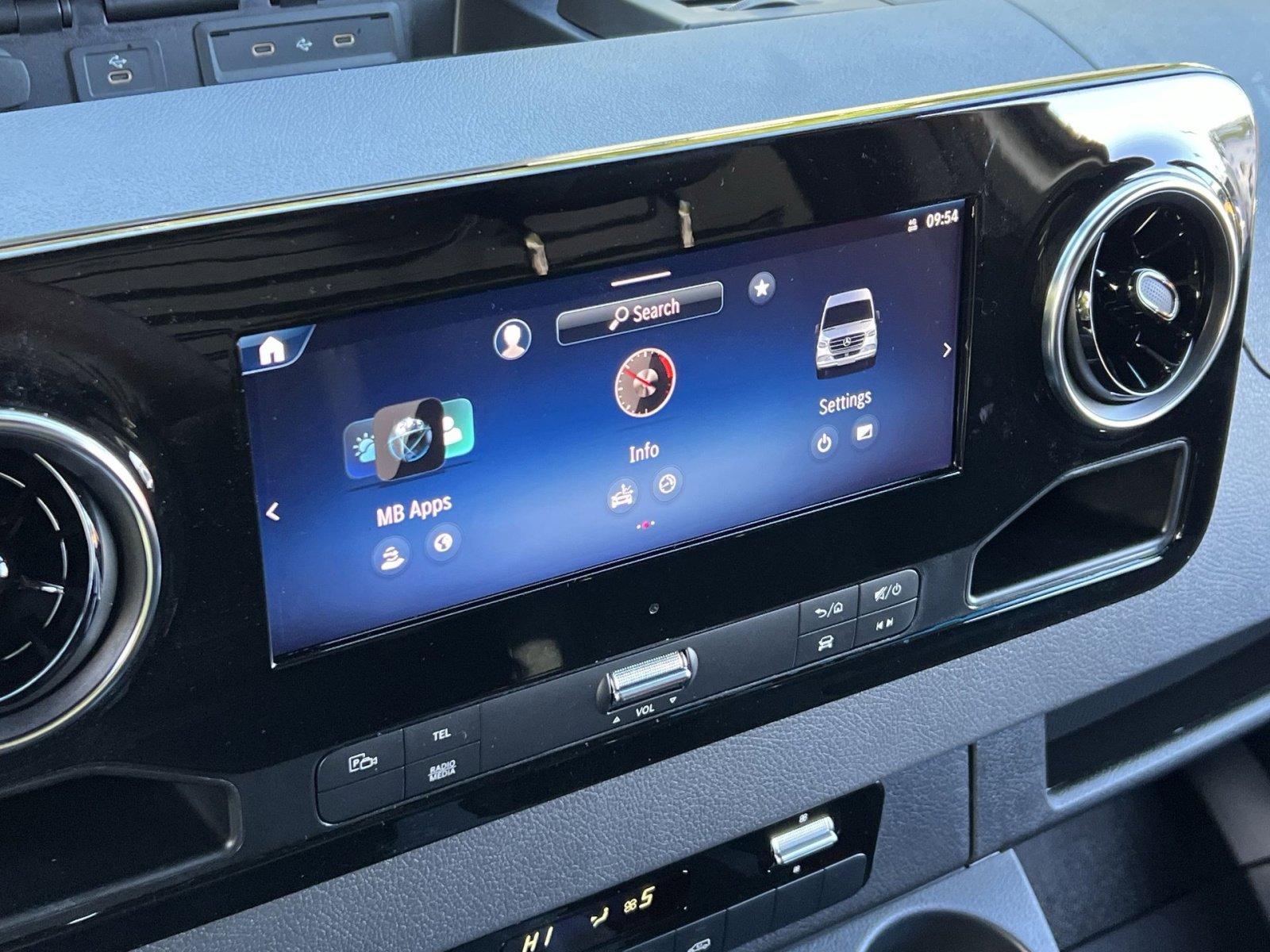 New 2026 Mercedes-Benz Sprinter 3500 image 18