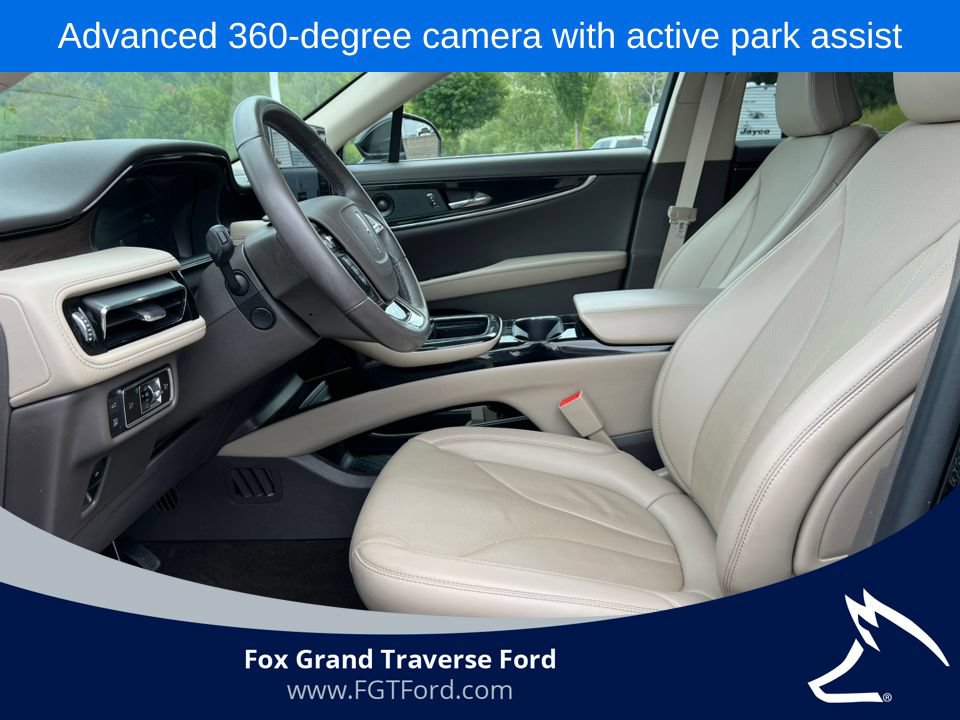 Used 2023 Lincoln Nautilus Reserve w/ Equipment Group 201A AWD/4WD image 4