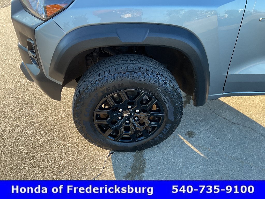 Used 2024 Chevrolet Colorado Trail Boss AWD/4WD image 9