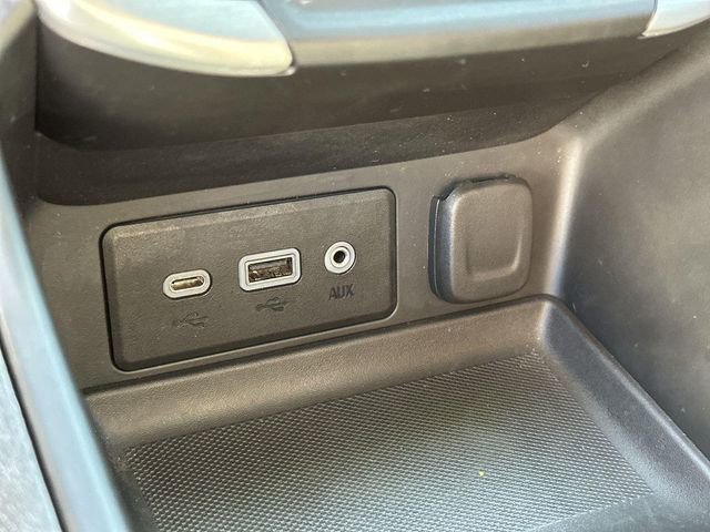 Used 2023 GMC Terrain SLE w/ Driver Convenience Package image 37