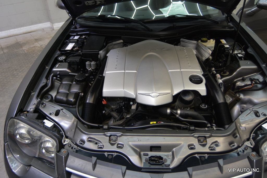 Used 2005 Chrysler Crossfire Limited RWD image 17