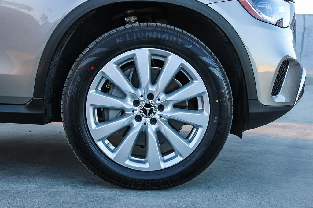 Used 2020 Mercedes-Benz GLC 300 image 11