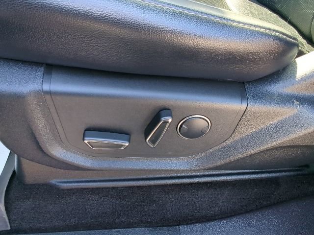 Used 2018 Ford F150 Raptor w/ Equipment Group 802A Luxury image 23