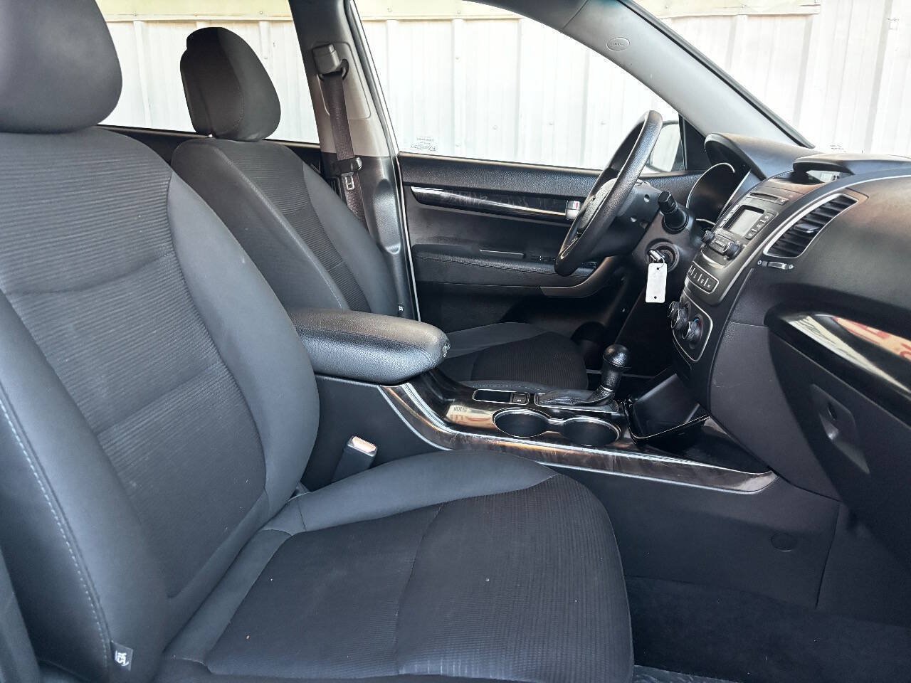 Used 2015 Kia Sorento LX FWD image 36