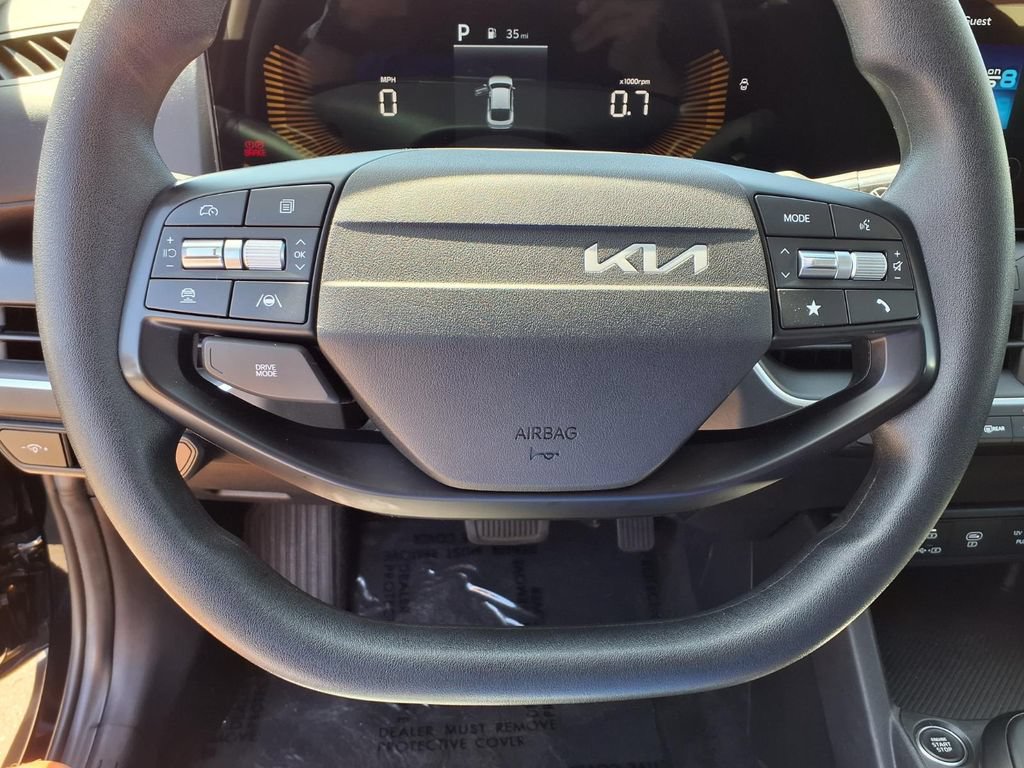 Used 2025 Kia K4 FWD image 16