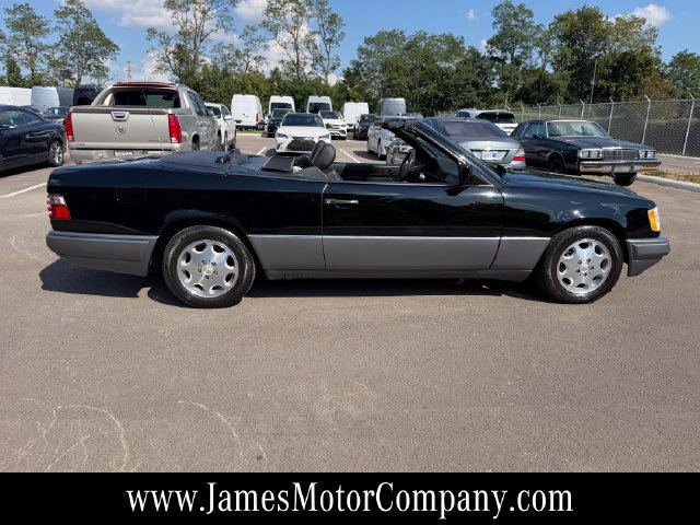 Used 1995 Mercedes-Benz E 320 Convertible image 11