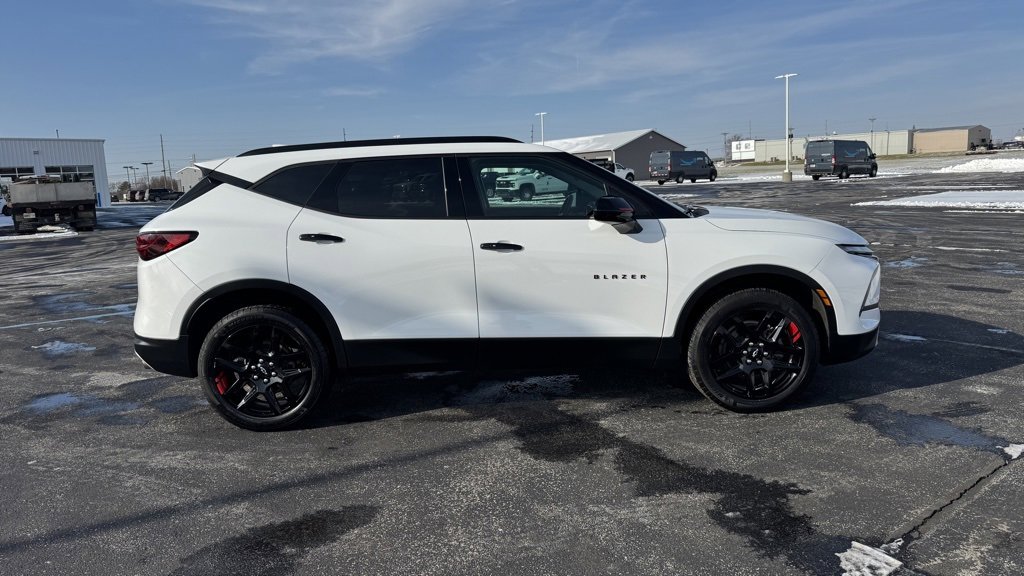 Used 2024 Chevrolet Blazer LT w/ Redline Edition image 8