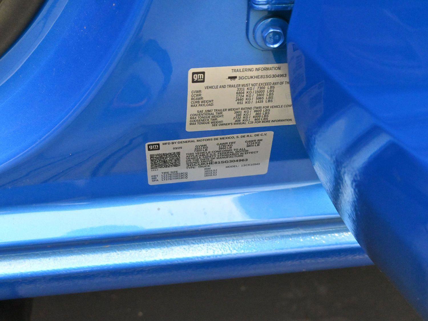 Used 2025 Chevrolet Silverado 1500 ZR2 w/ Technology Package image 40