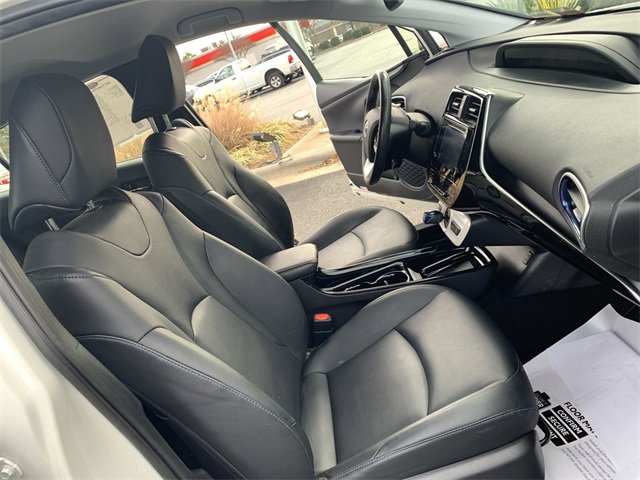 Used 2017 Toyota Prius Four Touring image 14