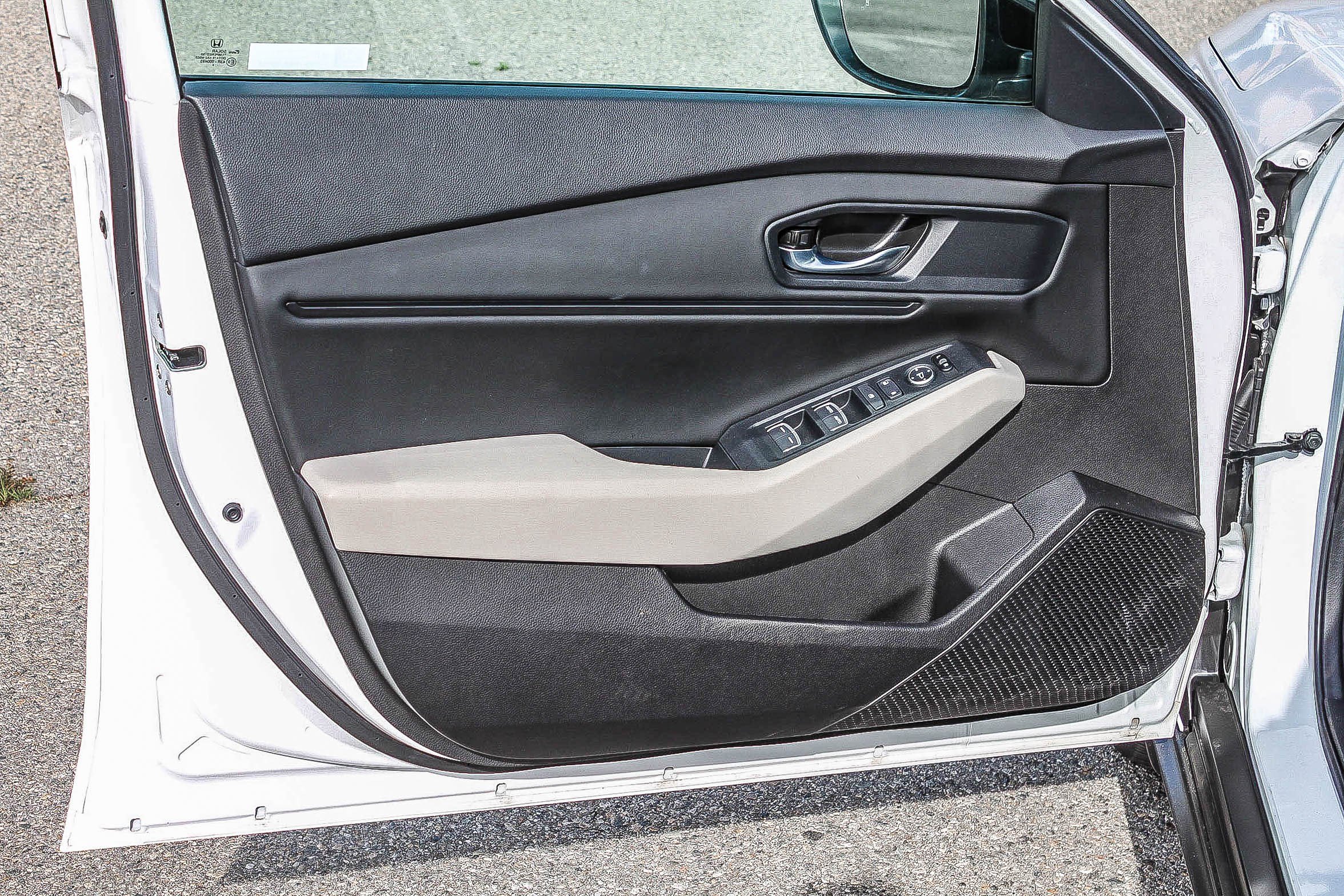 Used 2025 Honda Accord SE image 22