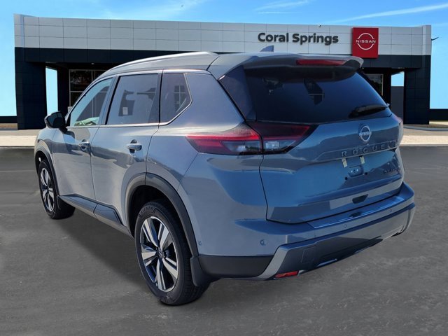 New 2025 Nissan Rogue SL image 3