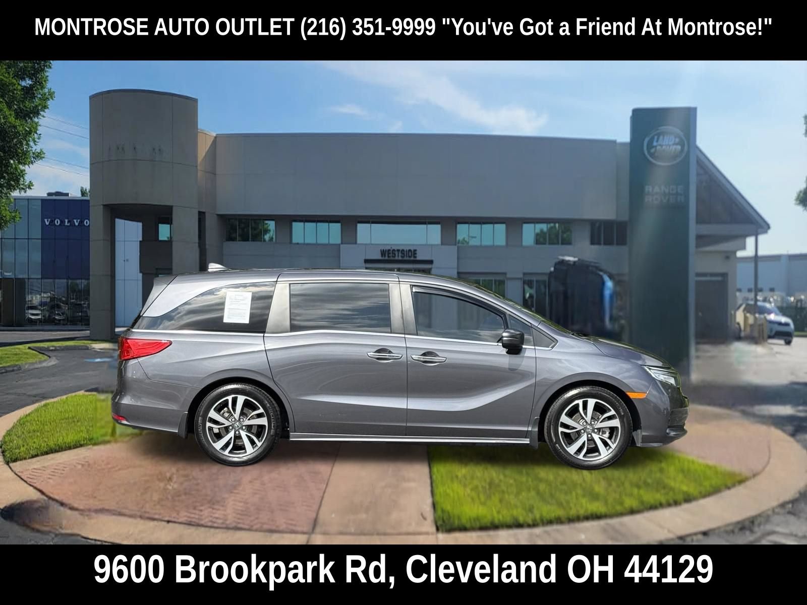 Used 2023 Honda Odyssey Touring image 3