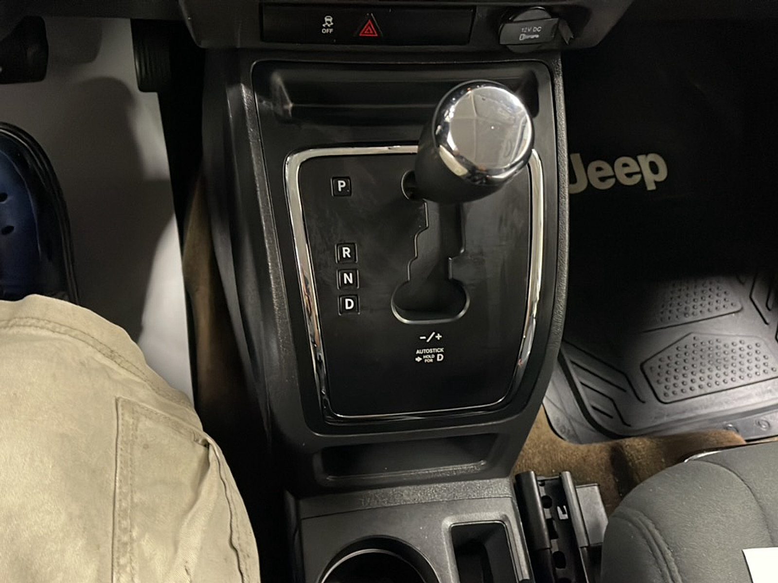 Used 2013 Jeep Patriot Sport w/ PWR Value Group AWD/4WD image 9