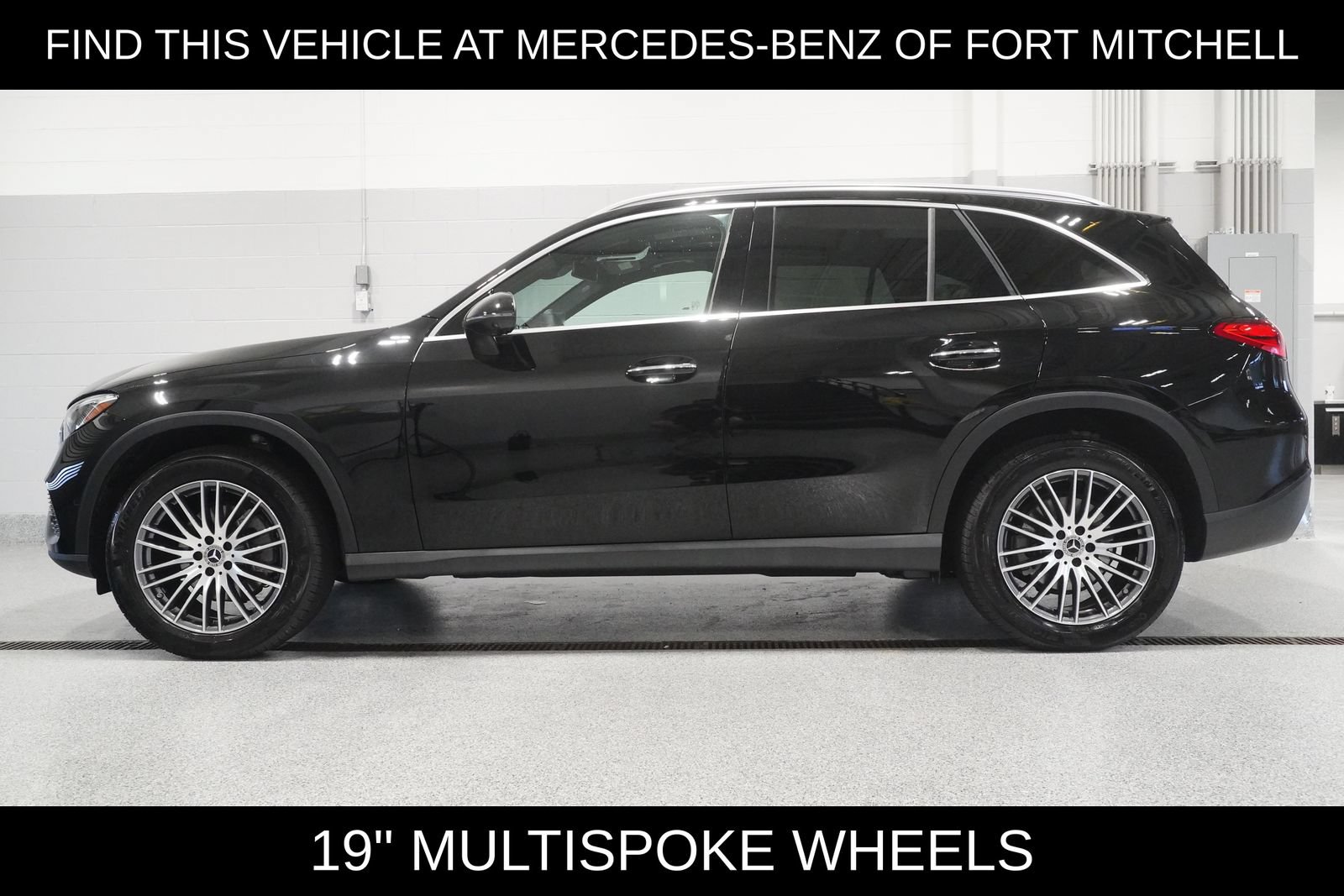 Certified 2026 Mercedes-Benz GLC 300 4MATIC image 3