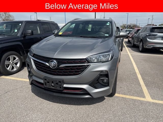 Used 2023 Buick Encore GX Select w/ Sport Touring Package image 2