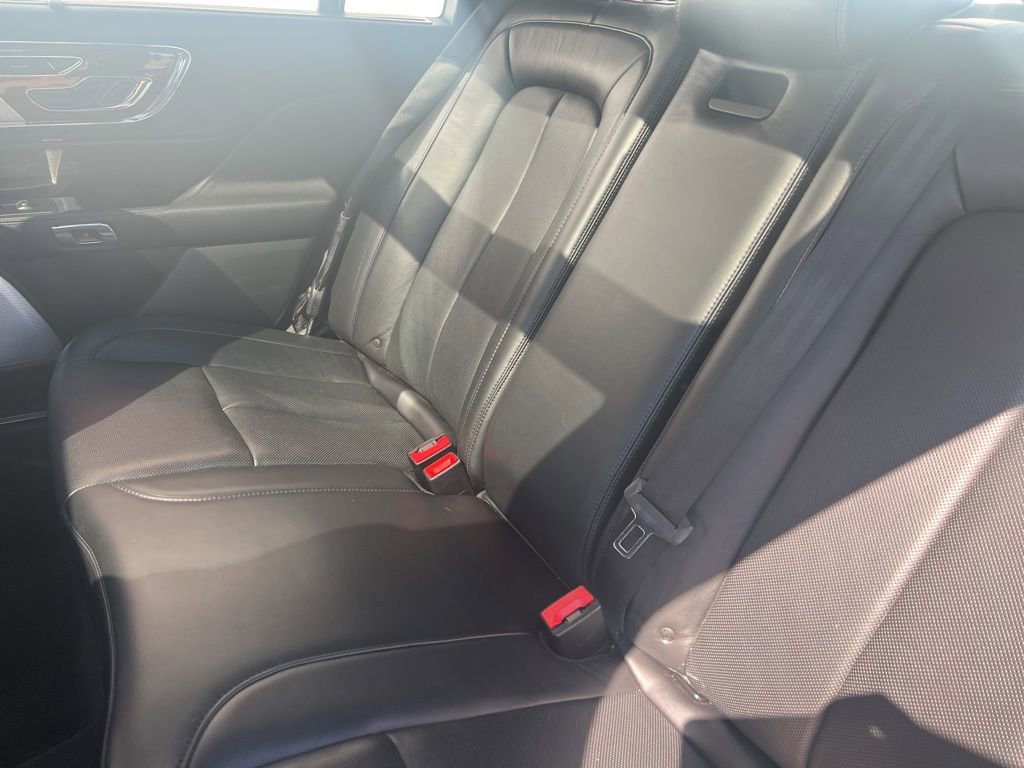 Used 2020 Lincoln Continental Reserve w/ Luxury Package image 21