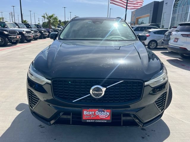 Used 2024 Volvo XC60 B5 Plus w/ Protection Package Premier AWD/4WD image 2
