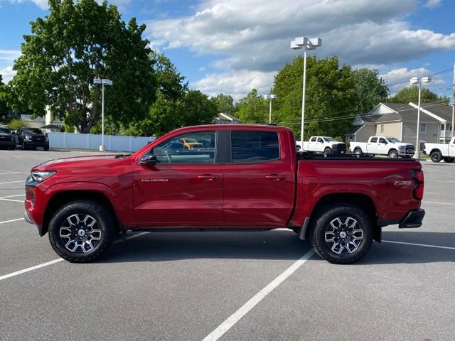 Used 2024 Chevrolet Colorado Z71 w/ Advanced Trailering Package AWD/4WD image 2