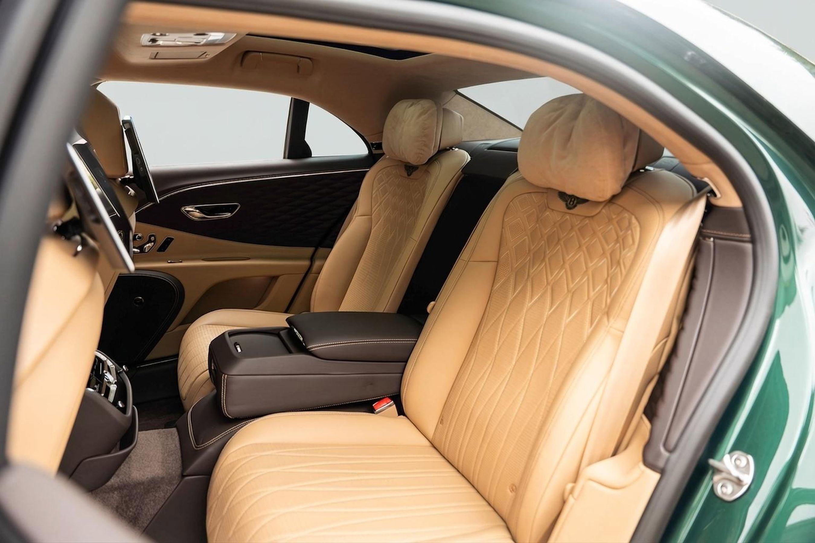 Certified 2023 Bentley Flying Spur W12 AWD/4WD image 11