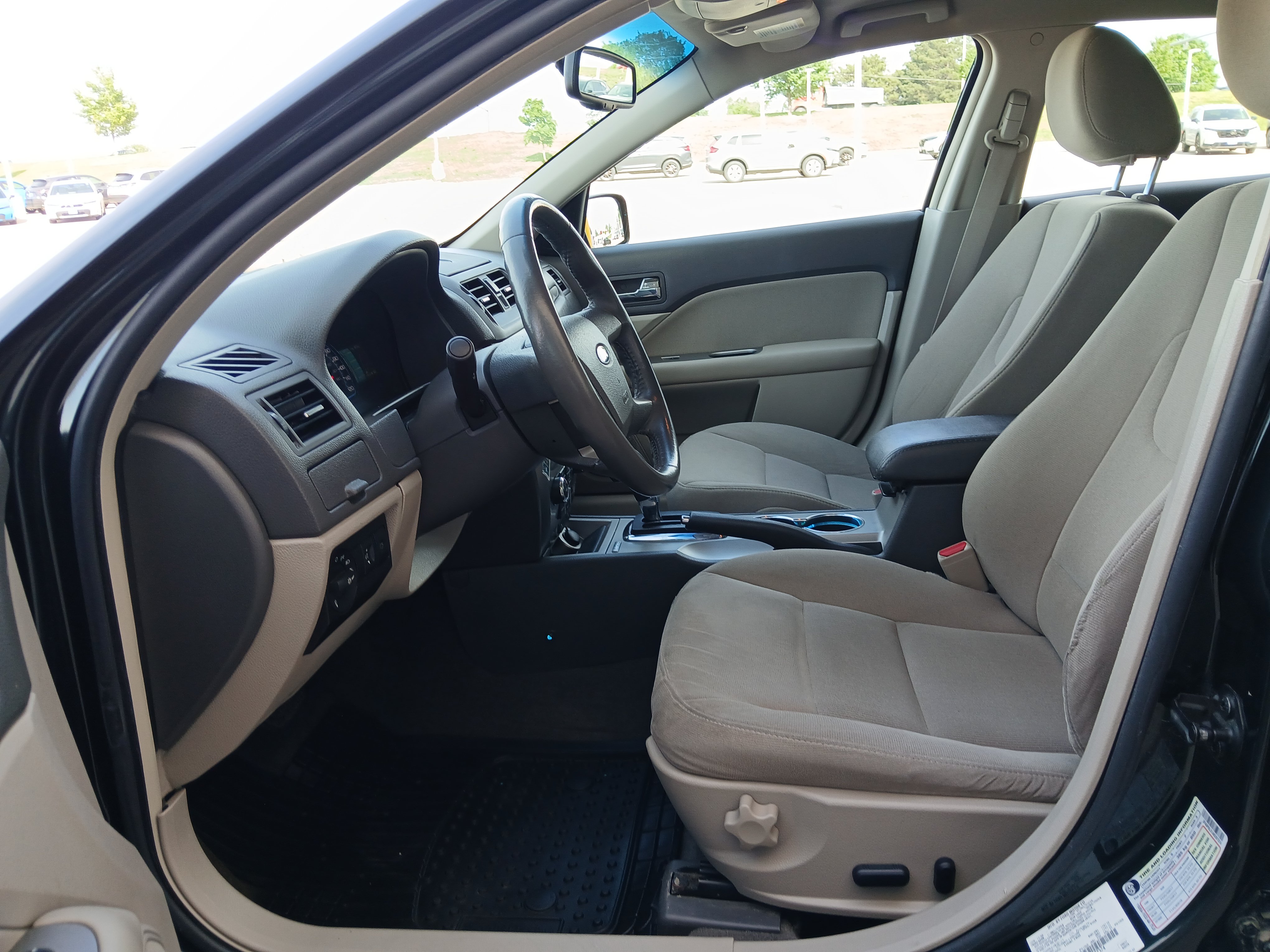 Used 2010 Ford Fusion Hybrid FWD image 8