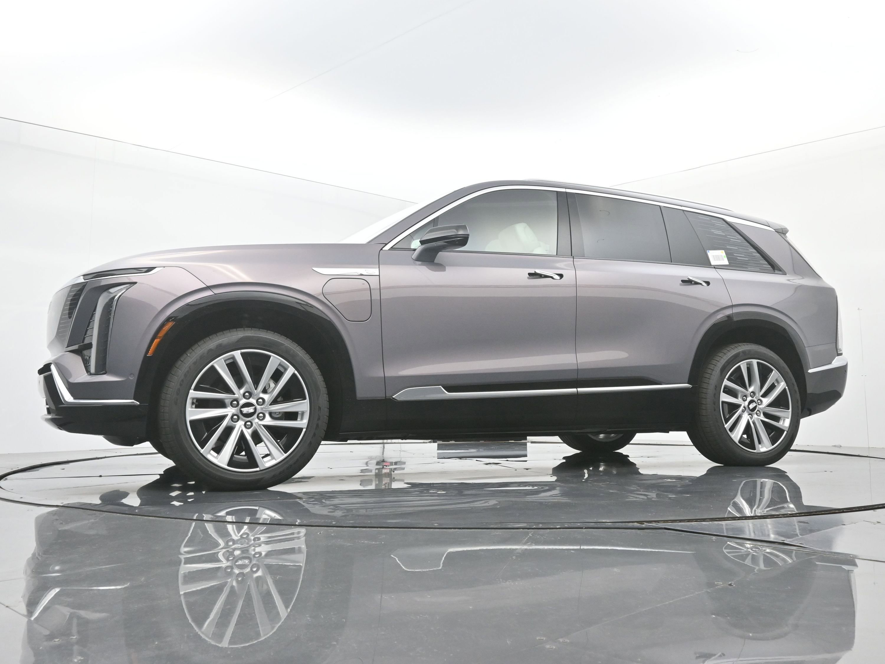 New 2026 Cadillac Vistiq Luxury image 16