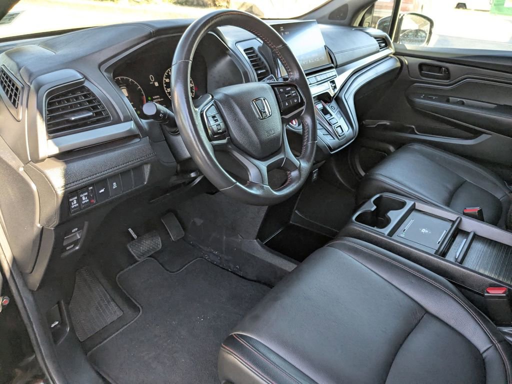 Used 2025 Honda Odyssey Sport-L image 13