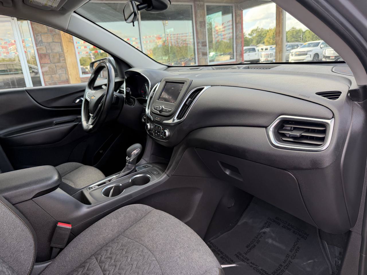 Used 2024 Chevrolet Equinox LT w/ Driver Convenience Package AWD/4WD image 23