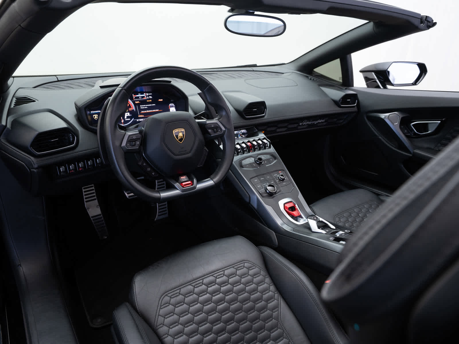 Used 2017 Lamborghini Huracan LP 580-2 RWD image 12