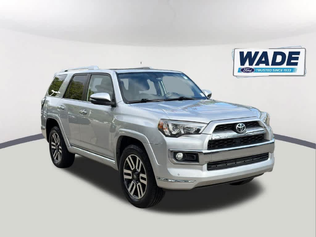 Used 2018 Toyota 4Runner Limited AWD/4WD image 3