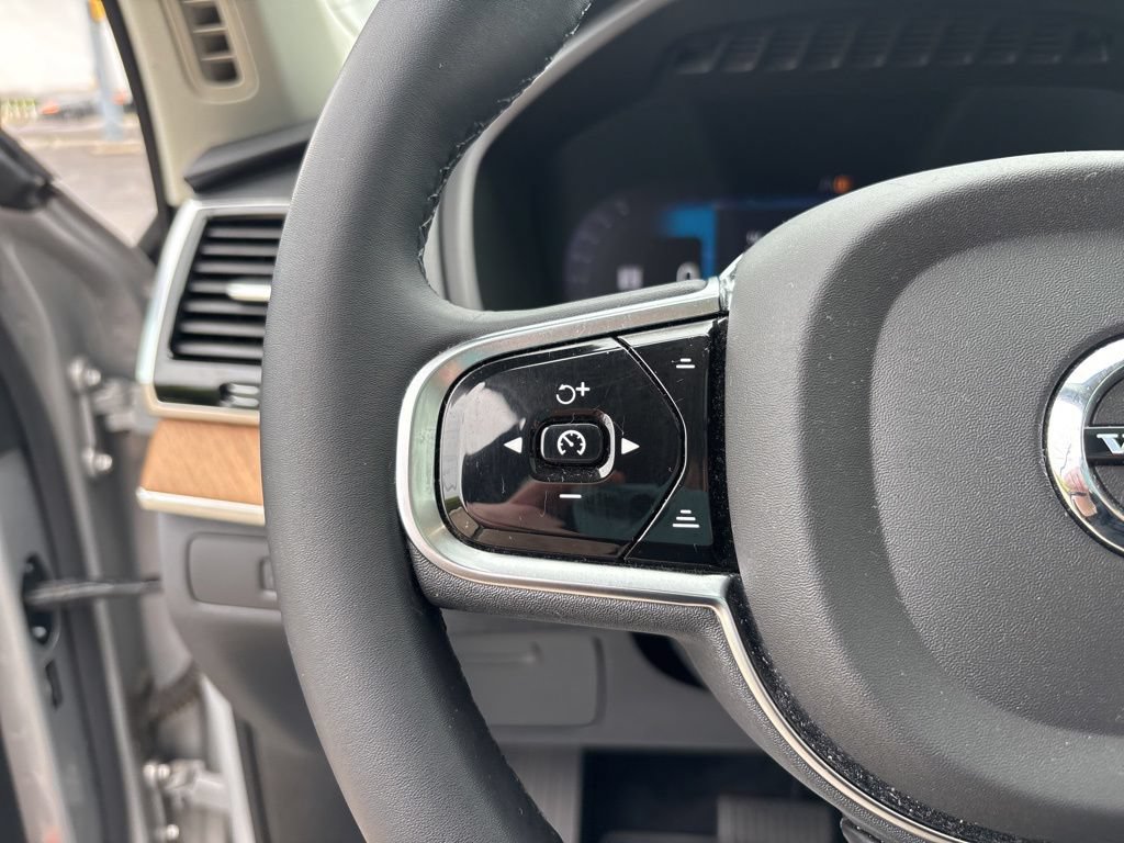 Certified 2023 Volvo XC90 B5 Plus w/ Protection Package Premier AWD/4WD image 20