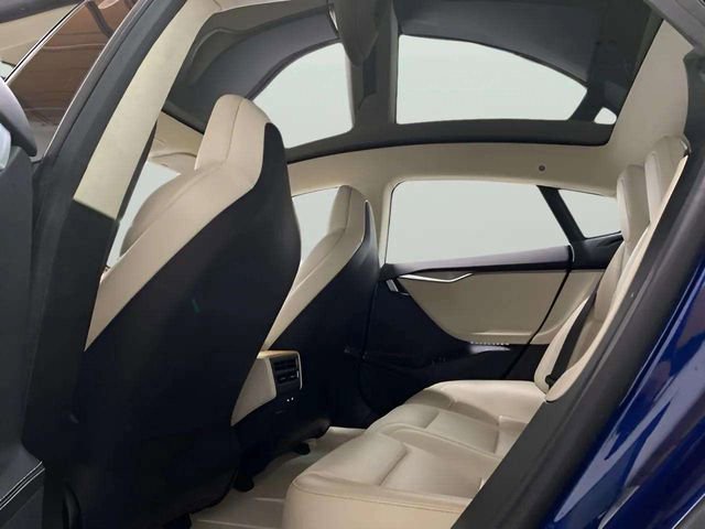 Used 2018 Tesla Model S 75D image 32