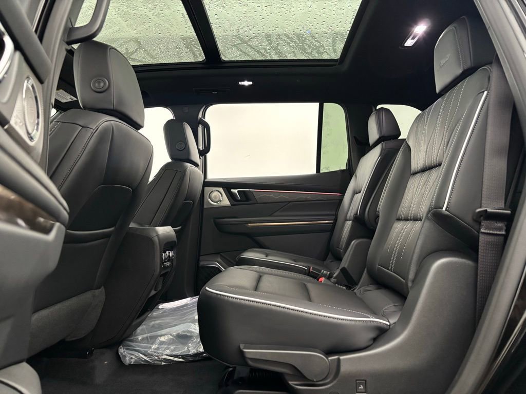 New 2026 Buick Enclave Avenir w/ Super Cruise Package image 46