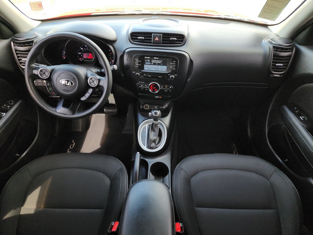 Used 2017 Kia Soul + FWD image 16