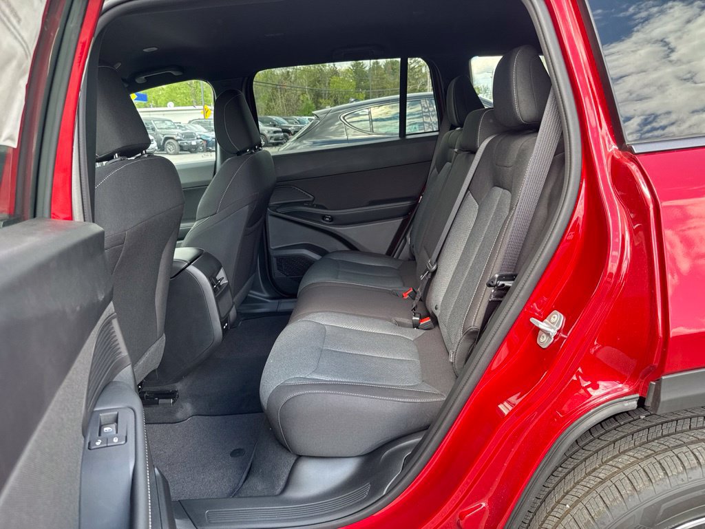 New 2026 Jeep Cherokee Laredo AWD/4WD image 17