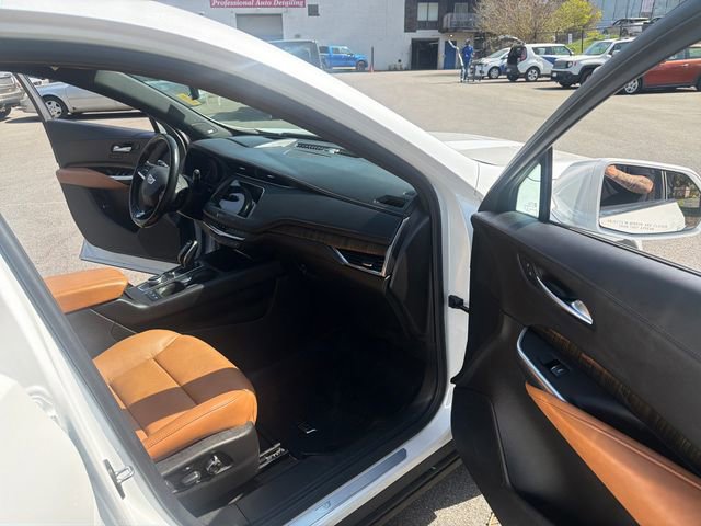 Used 2020 Cadillac XT4 Premium Luxury AWD/4WD image 30